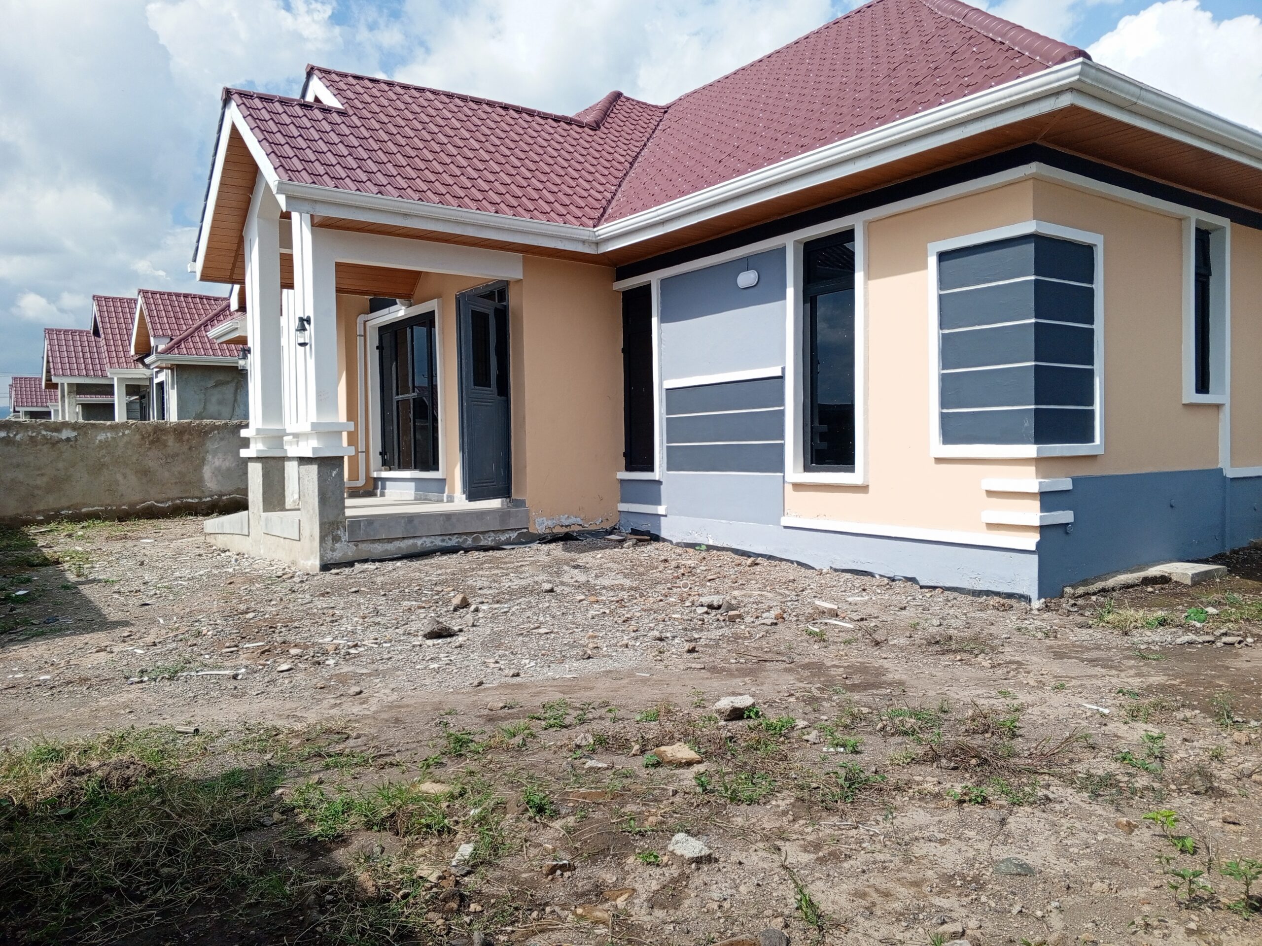 Spacious 3-Bedroom Townhouse in Nakuru with Ample Parking